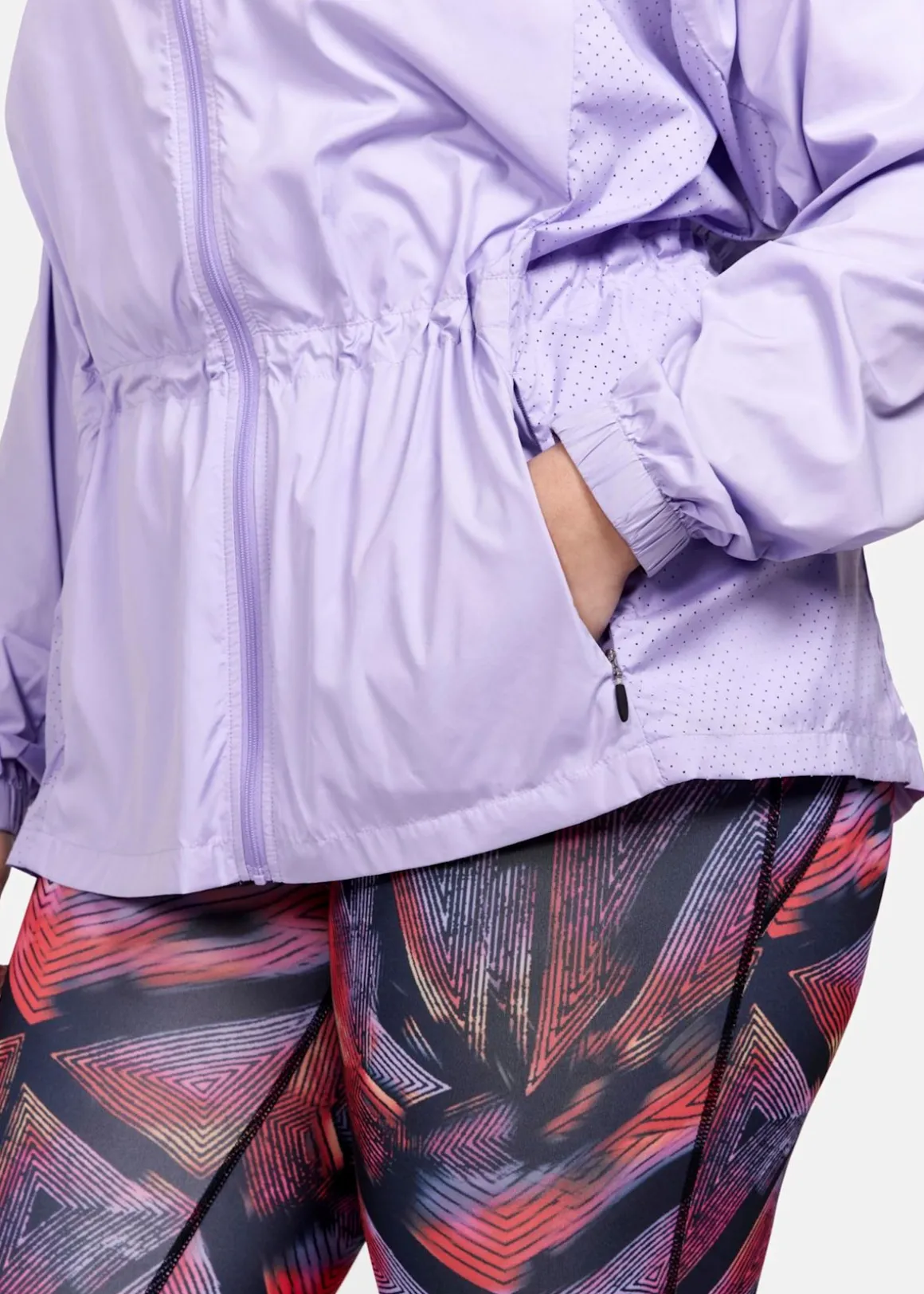 ADV ESSENCE PLUS JACKET W