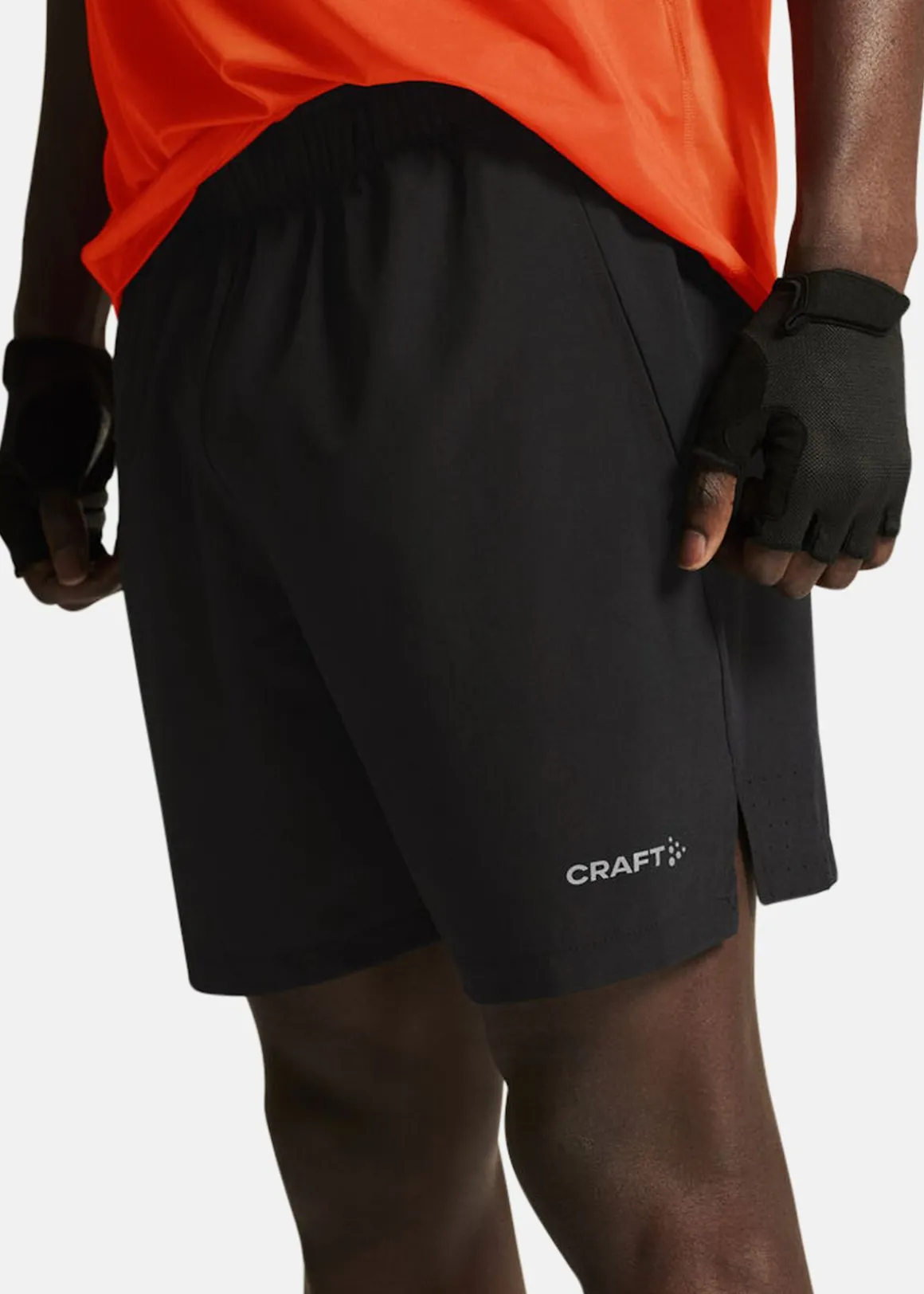 ADV ESSENCE SHORTS M