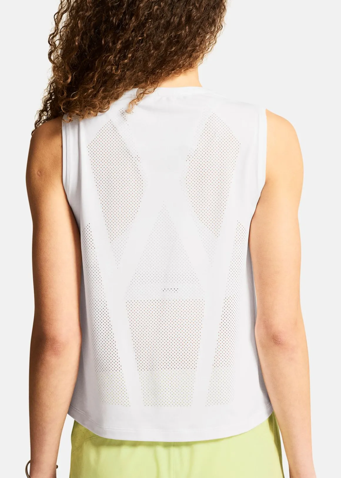 ADV TONE PERFORATED TANK TOP W