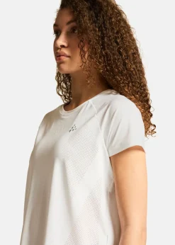 ADV TONE PERFORATED TEE W