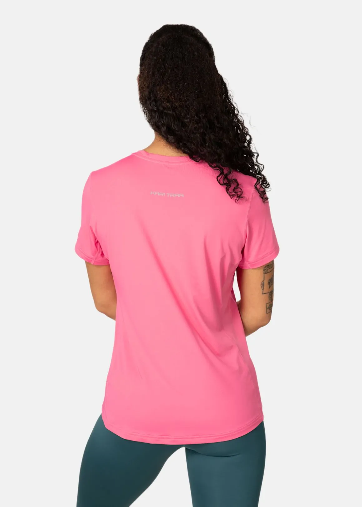 AVA TEE