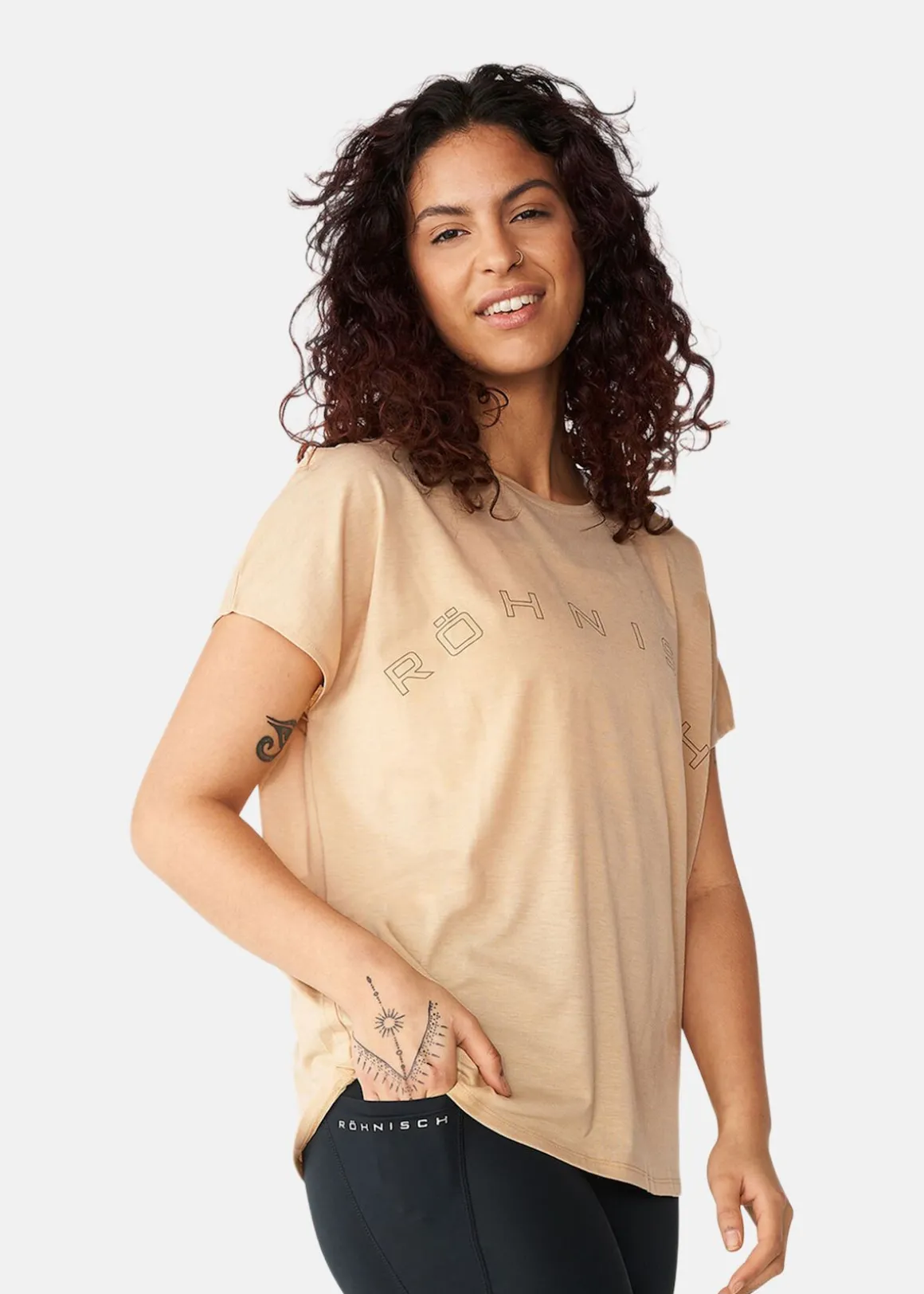 Clara Loose Tee