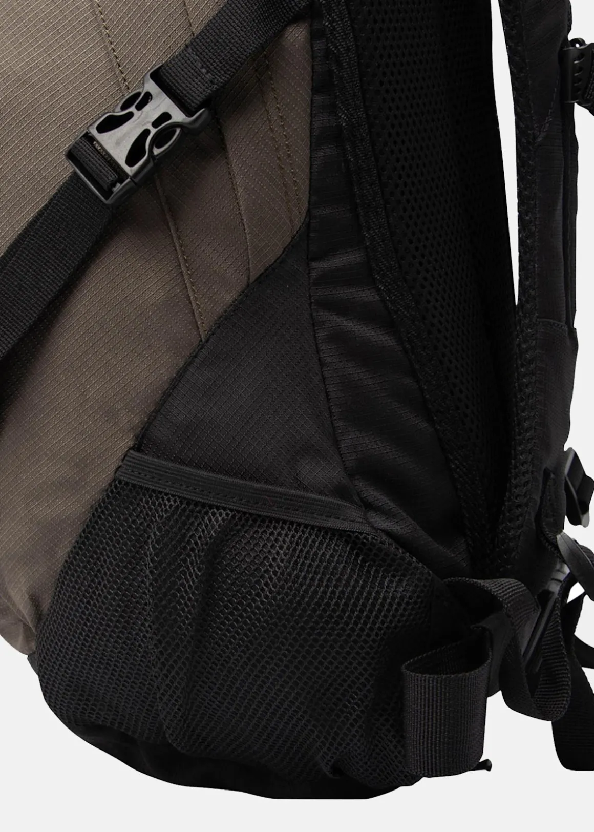Columbus 30L