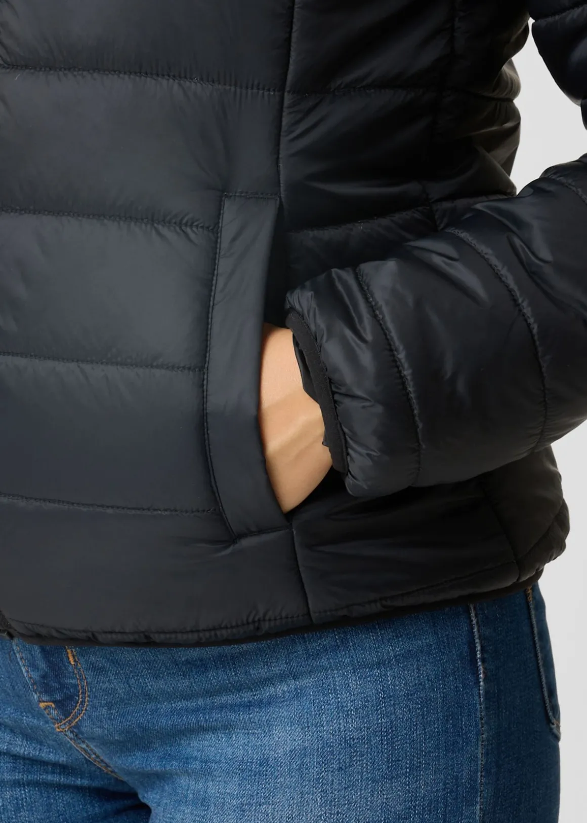 Mountain Jacket W