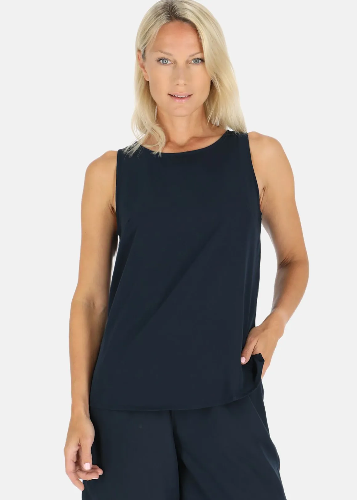 Sankt Claud Singlet W