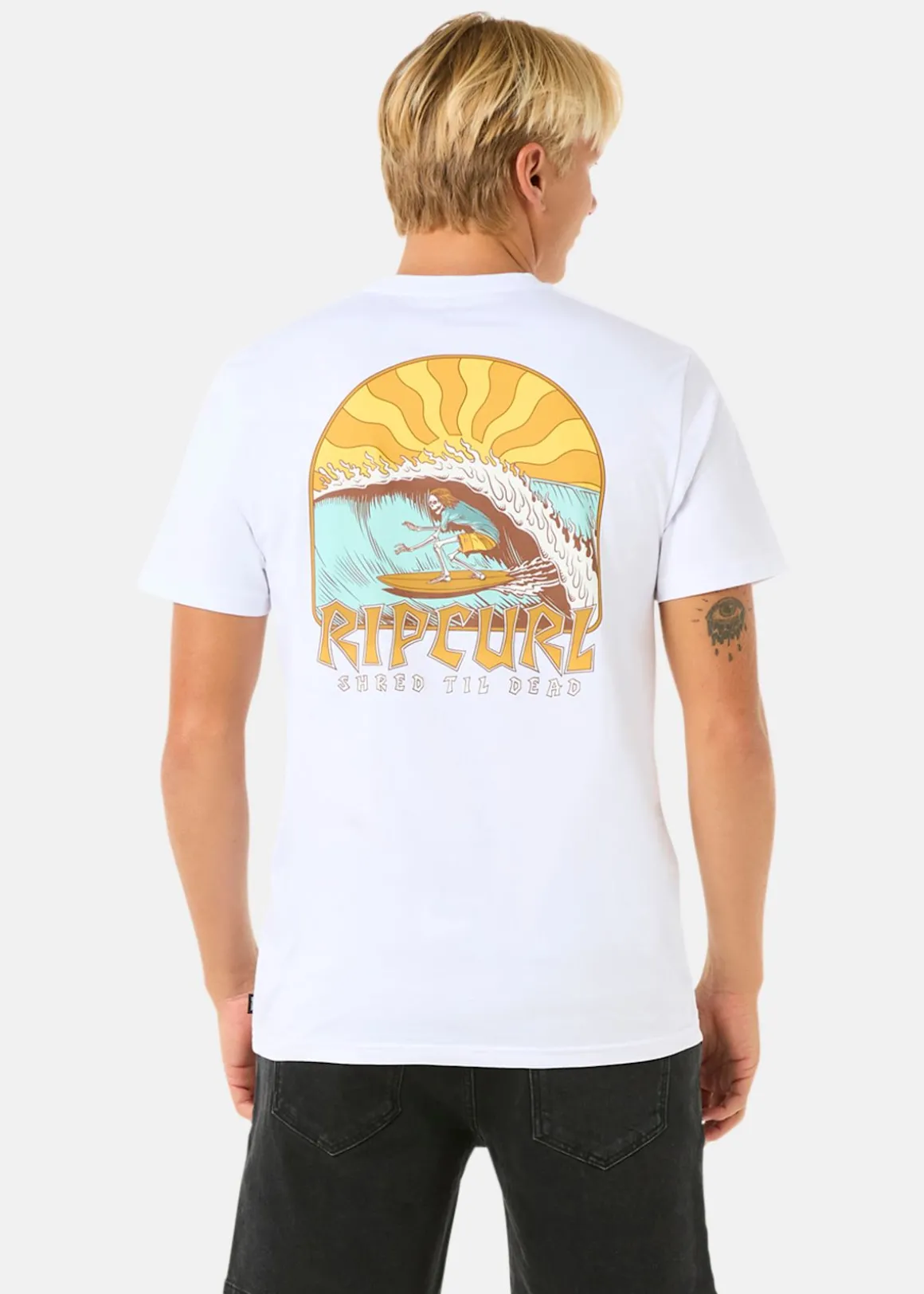 SHRED TIL TEE