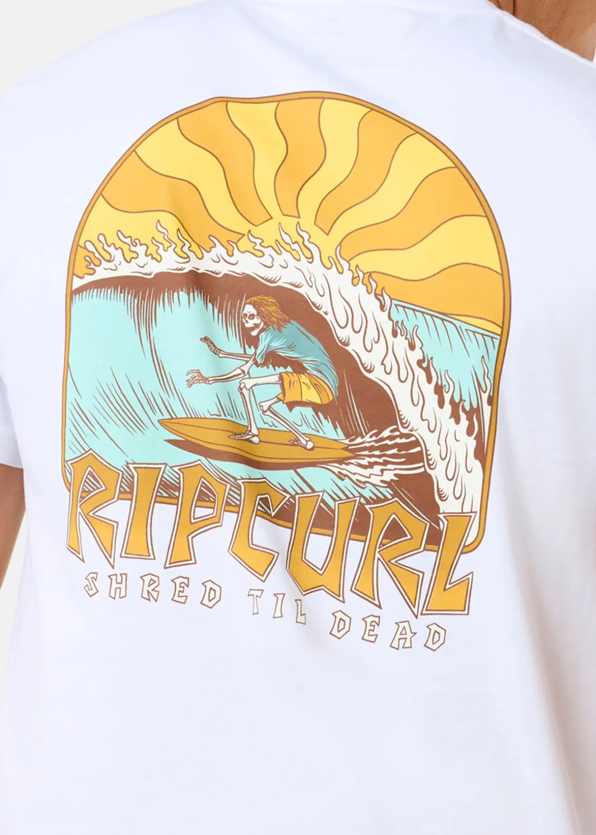 SHRED TIL TEE