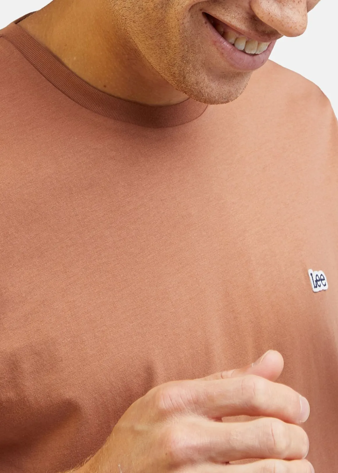 SS PATCH LOGO TEE