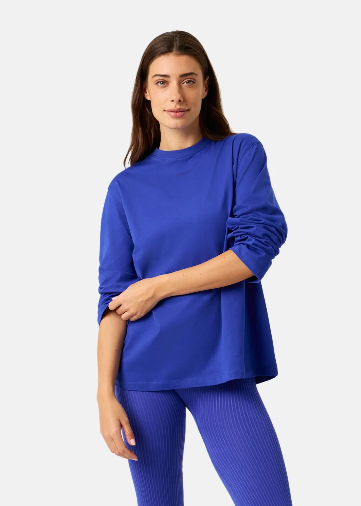 STUDIO OVERSIZED LONGSLEEVE T-