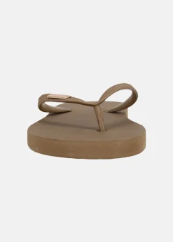 Summer W Flip Flop