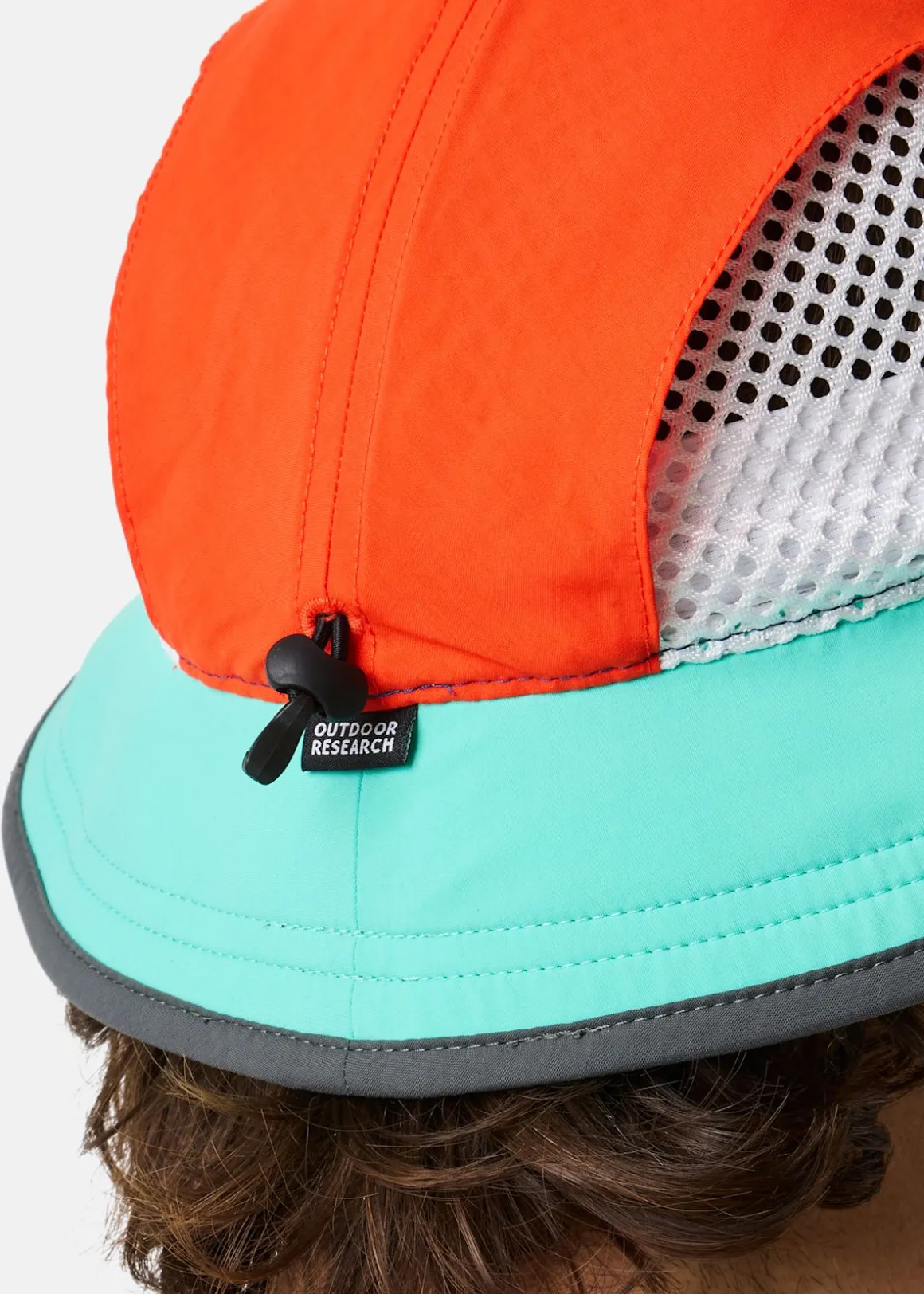 SWIFT BUCKET HAT