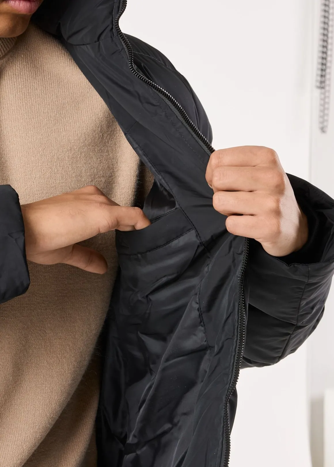 Tony Jacket M