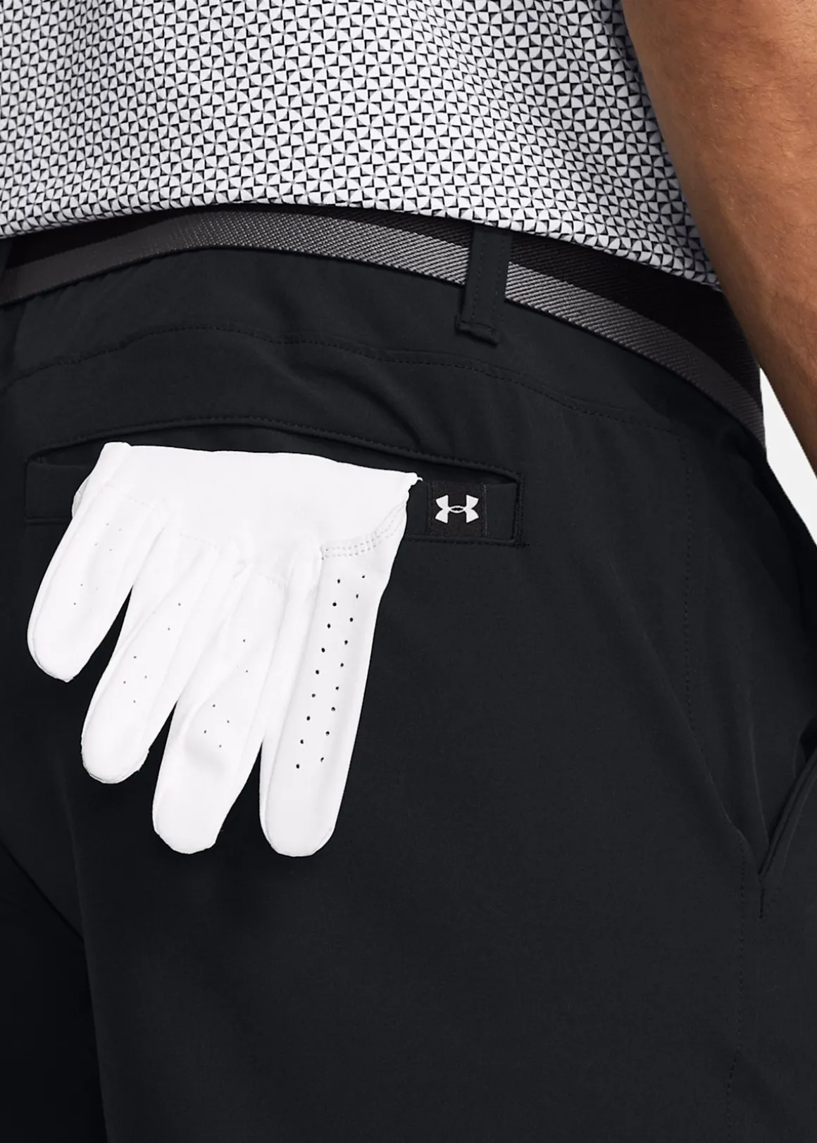UA Drive Taper Short