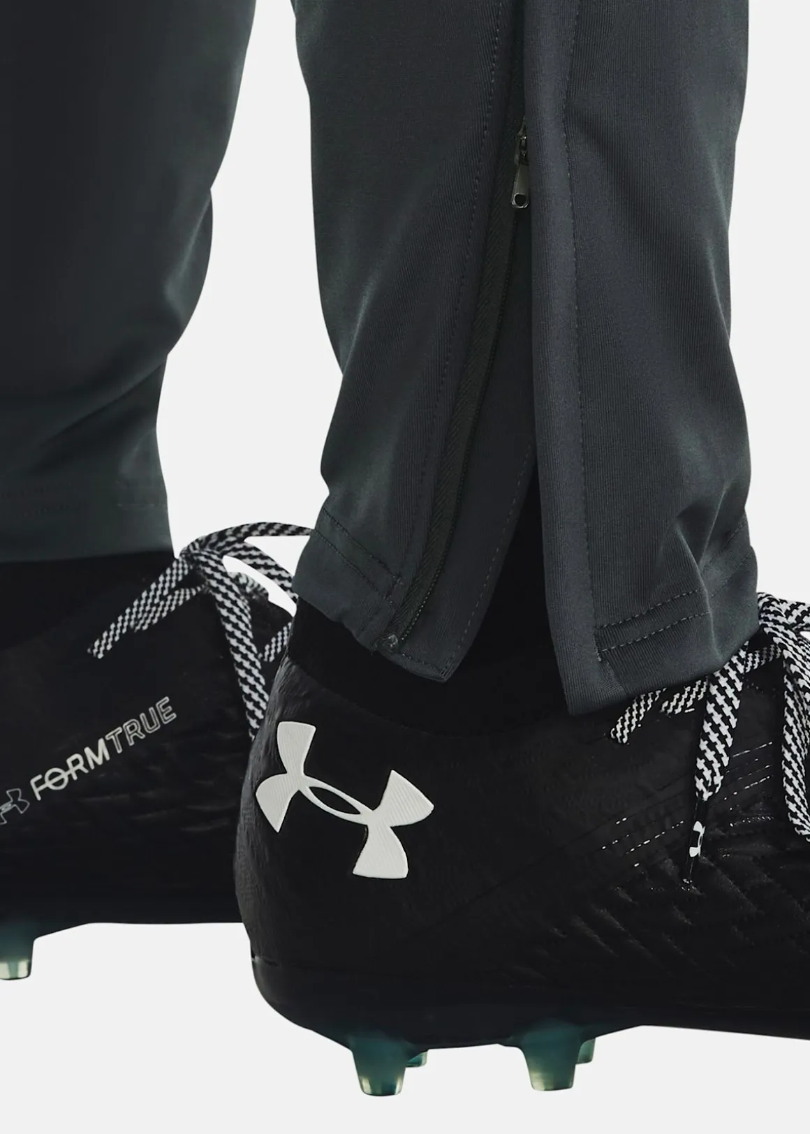 UA M's Ch. Train Pant